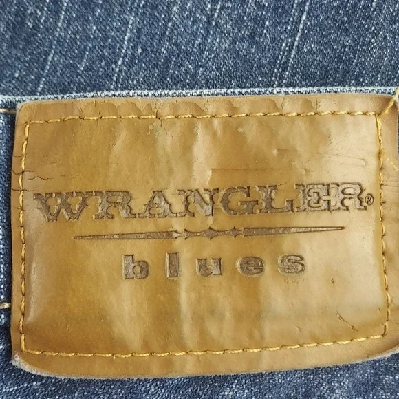 Wrangler Blues Jeans Women 14 x 34 Blue Straight Leg Dark Wash WB571TB - Picture 5 of 5
